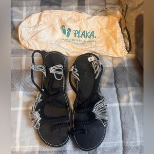 Women’s planka hand woven sandals size 9 new